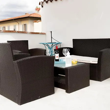 The Dream Terrace - Giulia Rose * Florens